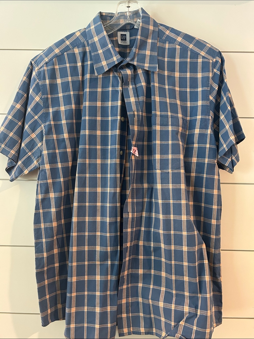 GAP Blue and Cream Plaid Short Sleeve Button-Down Shirt